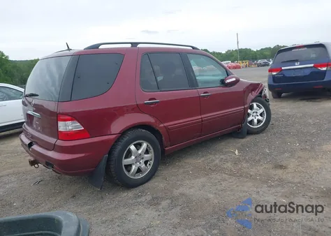 2002 Mercedes-Benz Ml 500 z USA, uszkodzony, nr VIN 4JGAB75E92A311981